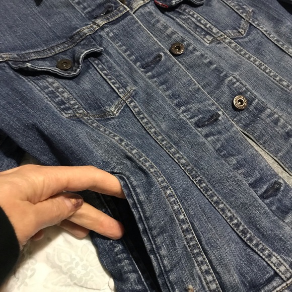 Eyes of the World ❤️ Embroidered Levi’s Jacket - Picture 6 of 8